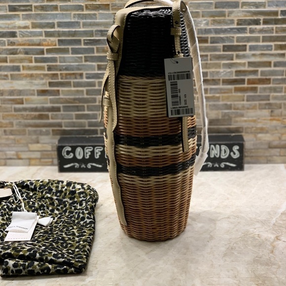 ULLA JOHNSON Meadow leather-trimmed rattan bottle bag - Picture 8 of 12